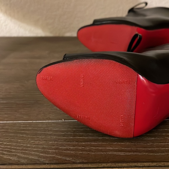 Christian Louboutin Coursive Peep Toe Pump sz 40.5 - Picture 6 of 11